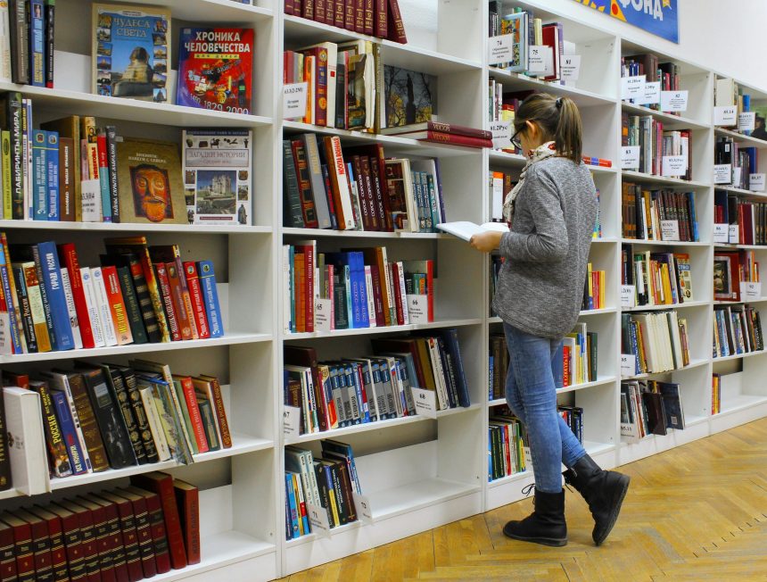 Yoshlarga chet tili o‘rganish uchun oyiga 800 ming so‘mgacha subsidiya beriladi